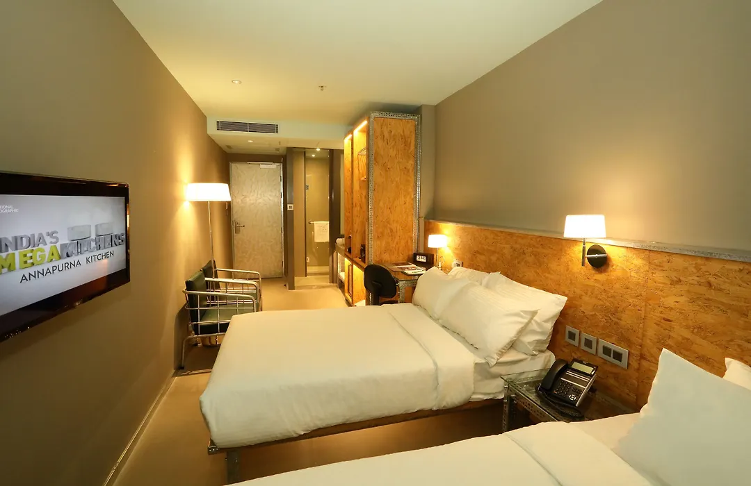 Ind Hotel-1