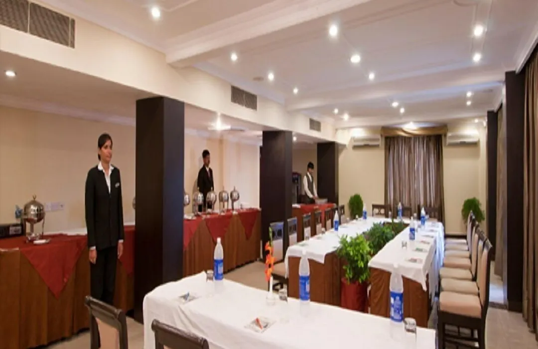 Hotel Pushp Villa Agra Taj East Gate-1