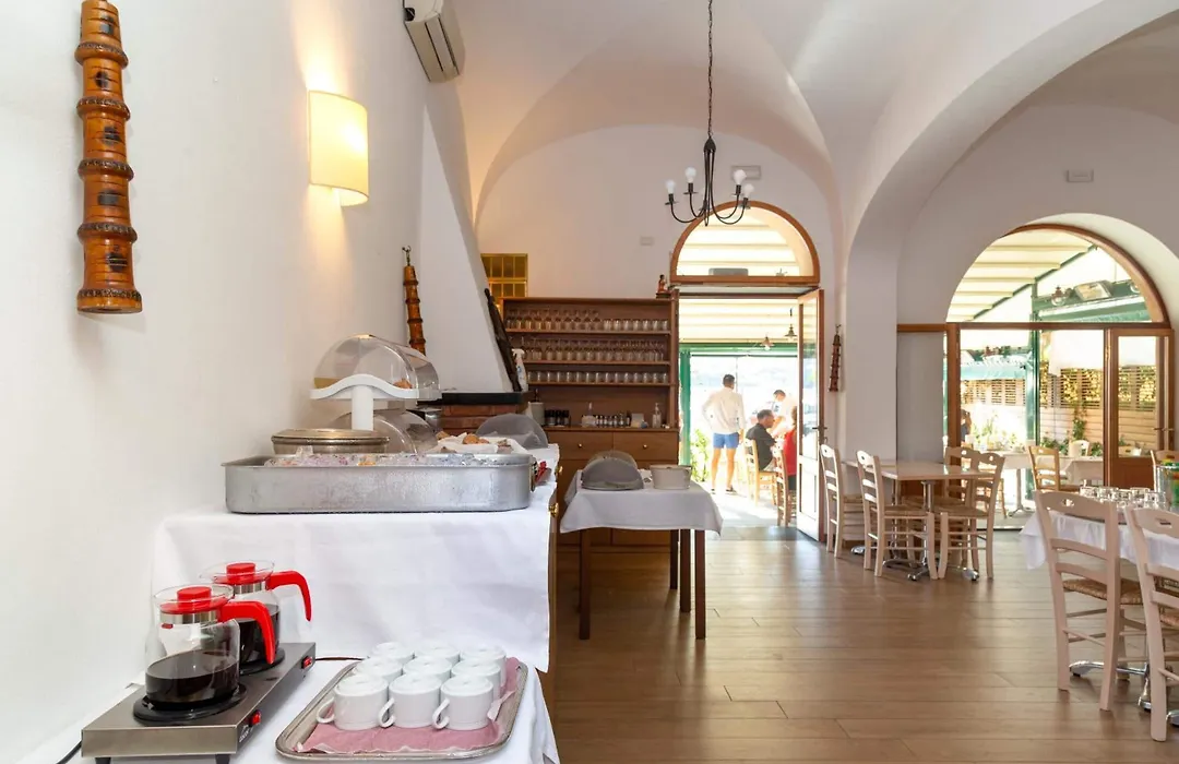 Albergo Nazionale-1