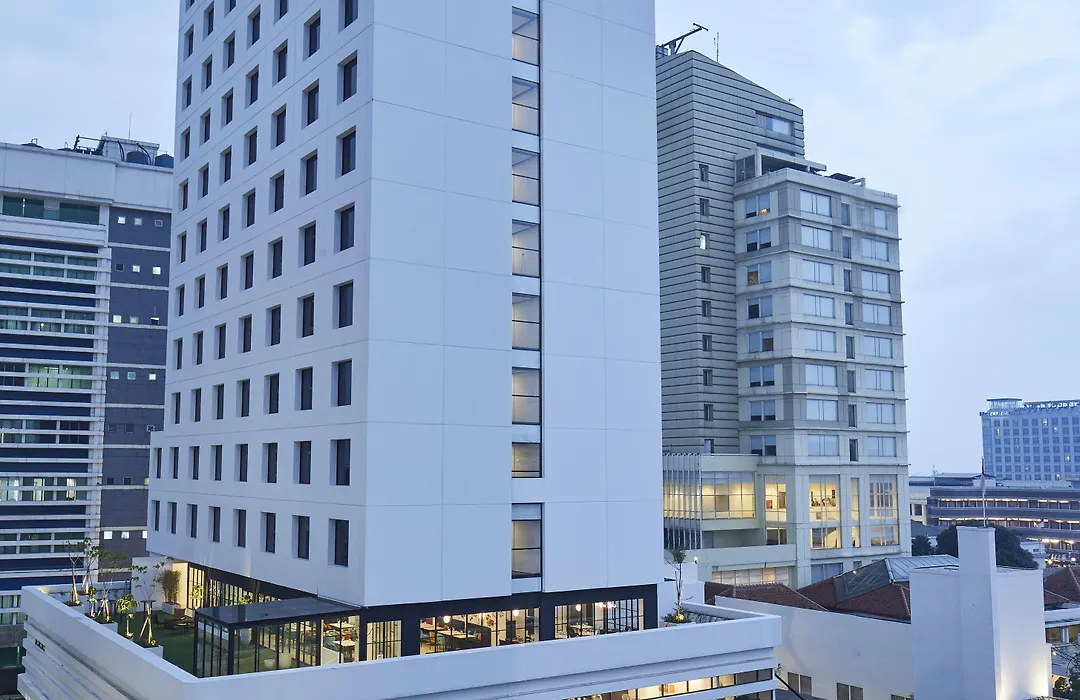 De Braga, Artotel Curated-1