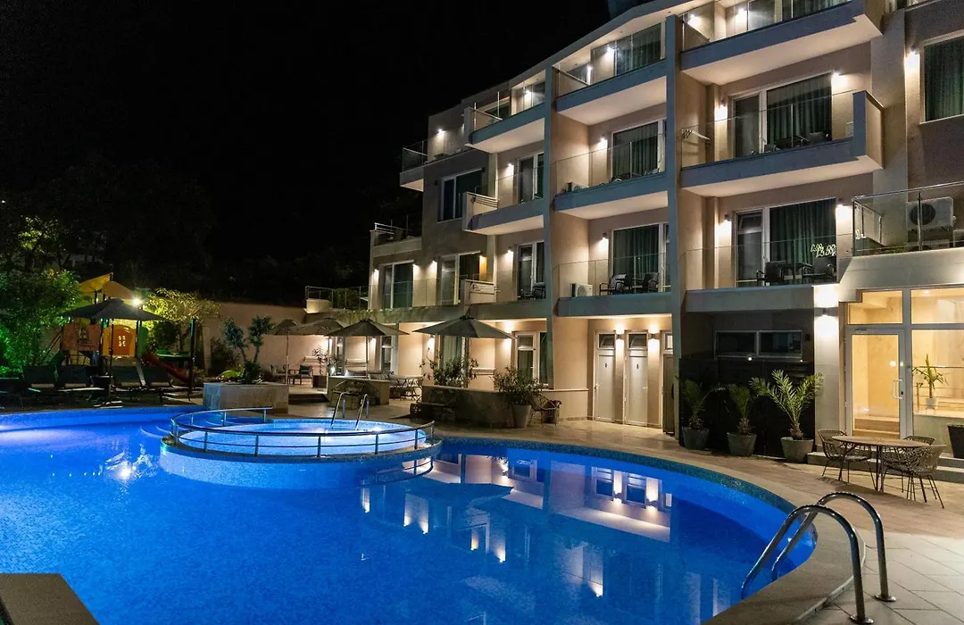 Selena Beach Family Hotel-1