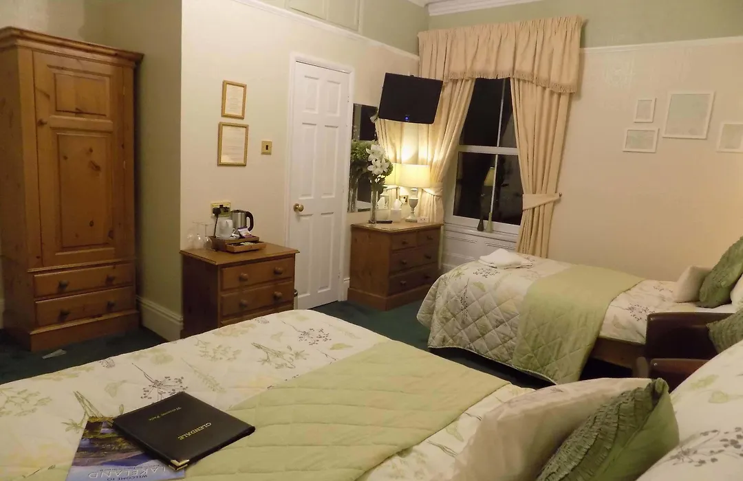 Glendale Guest House-1