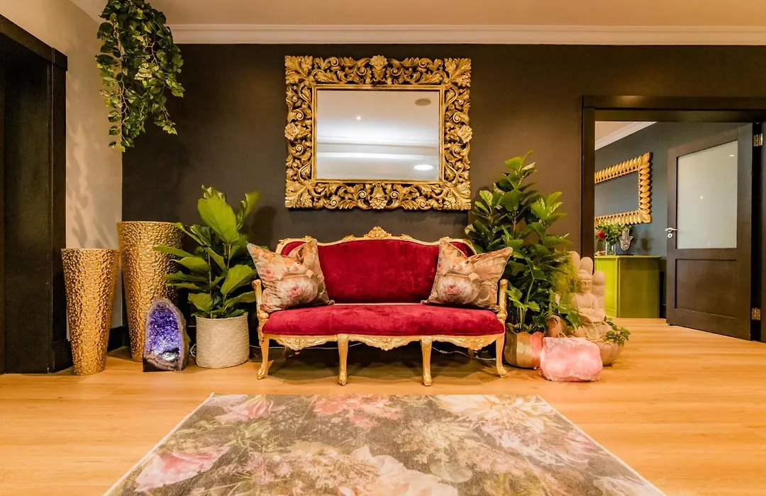 SW1 Lodge-1
