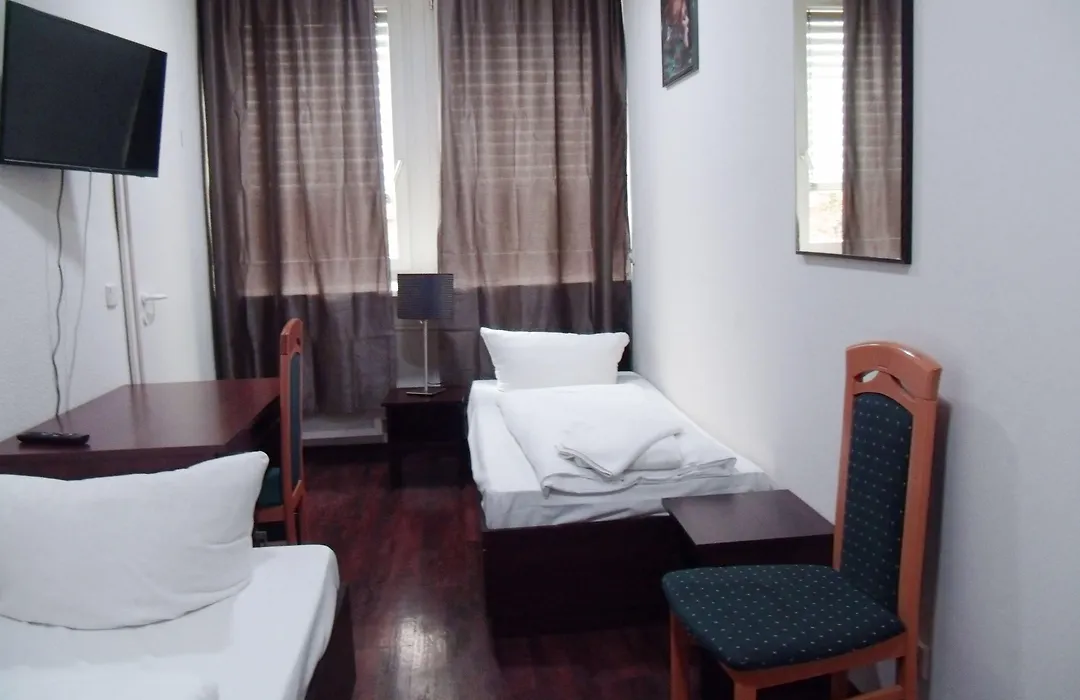 Hotel Arrival-1