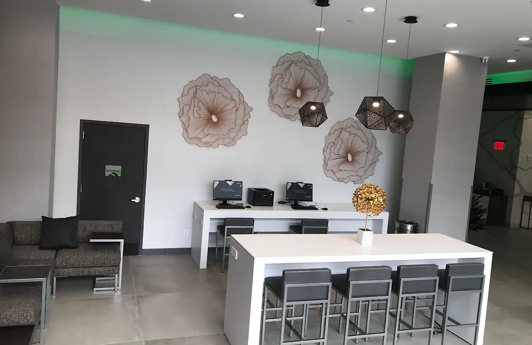 Wingate By Wyndham Long Island City-1