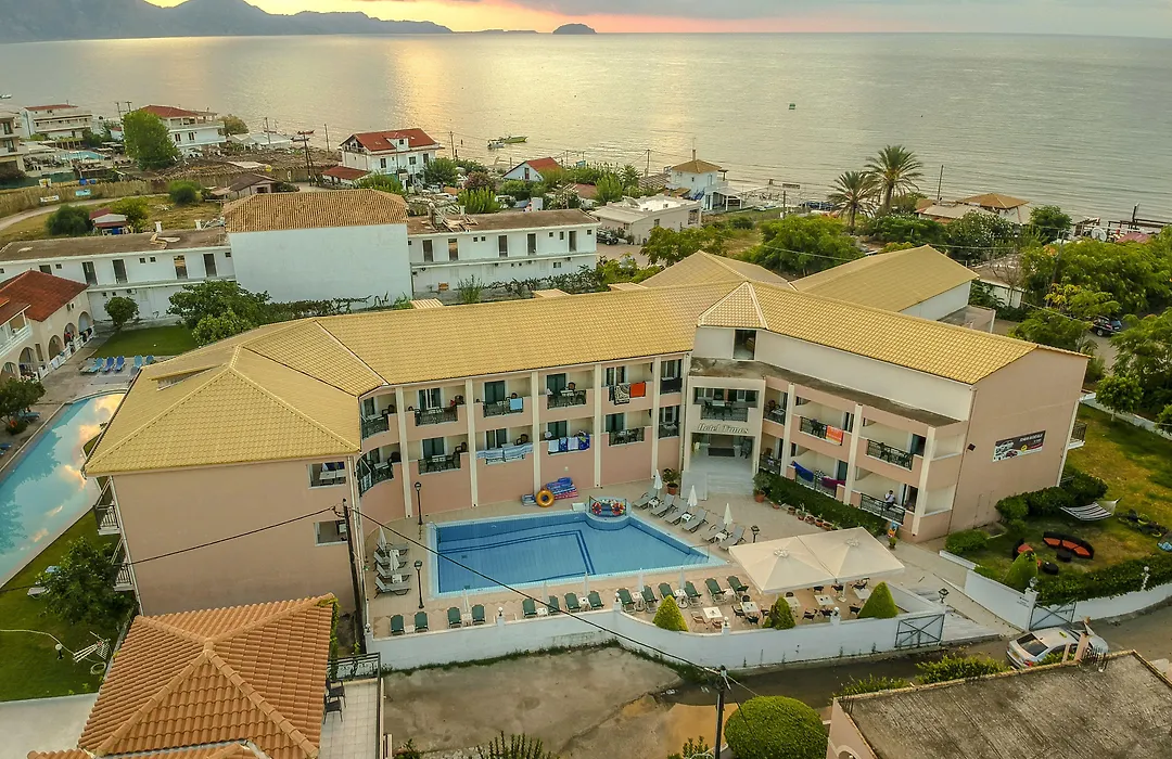 Timos Hotel-1