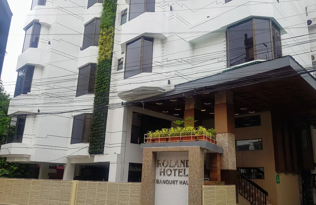 Roland Hotel-1