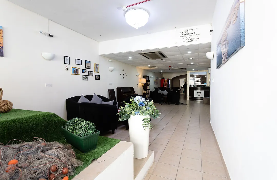 Tarona Guesthouse-1