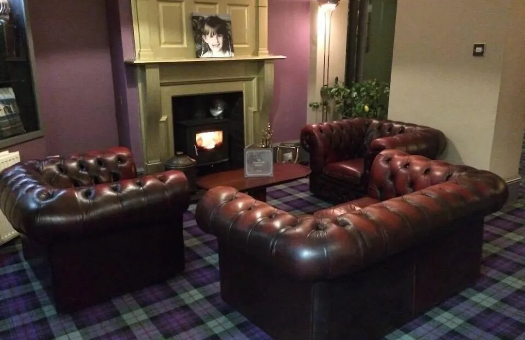 The Powfoot Hotel, Annan-1