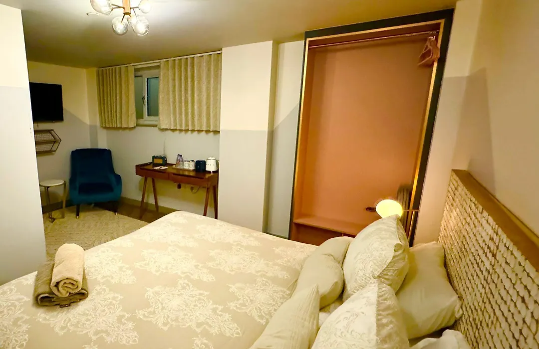Urban Pod Hotel Liverpool-1