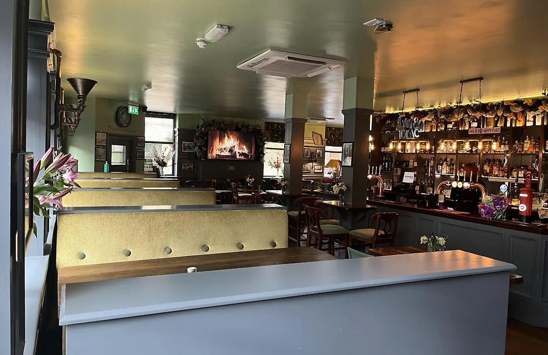 Dockers Inn-1