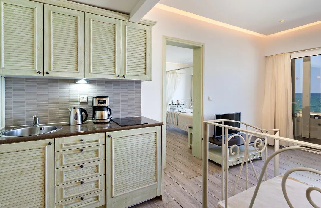 Princess Irini Sea Front Aparthotel-1