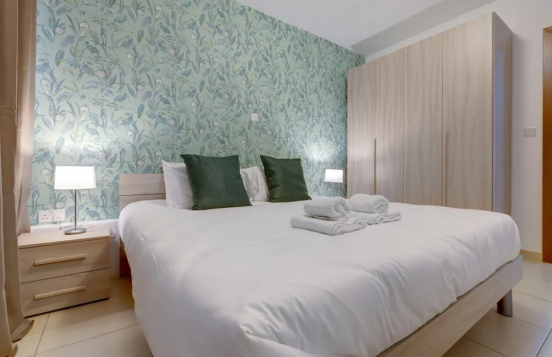Sliema Tigne Suites-1