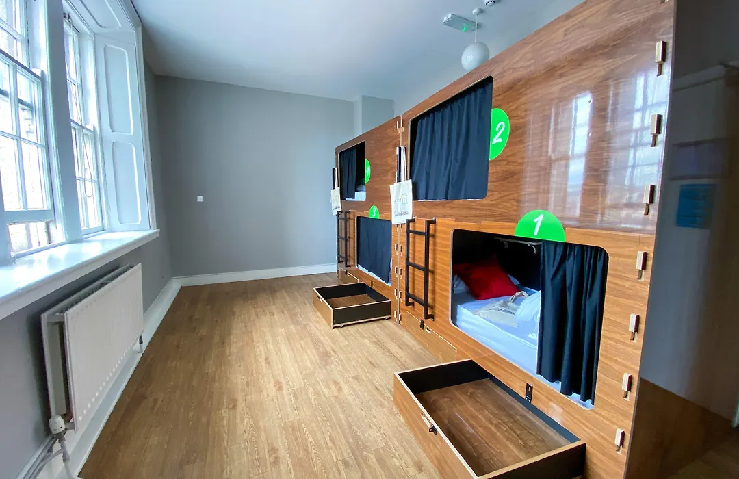 Leevin Hostel Mountjoy-1