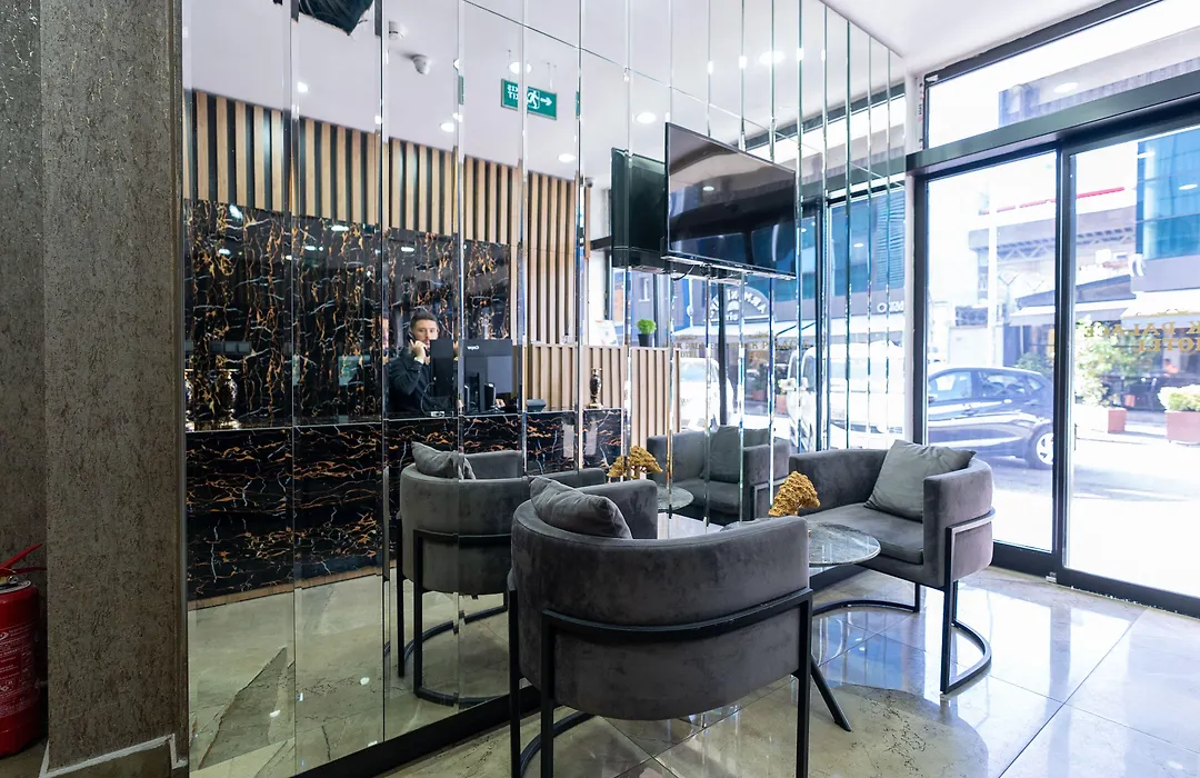 Black Palace Hotel-1