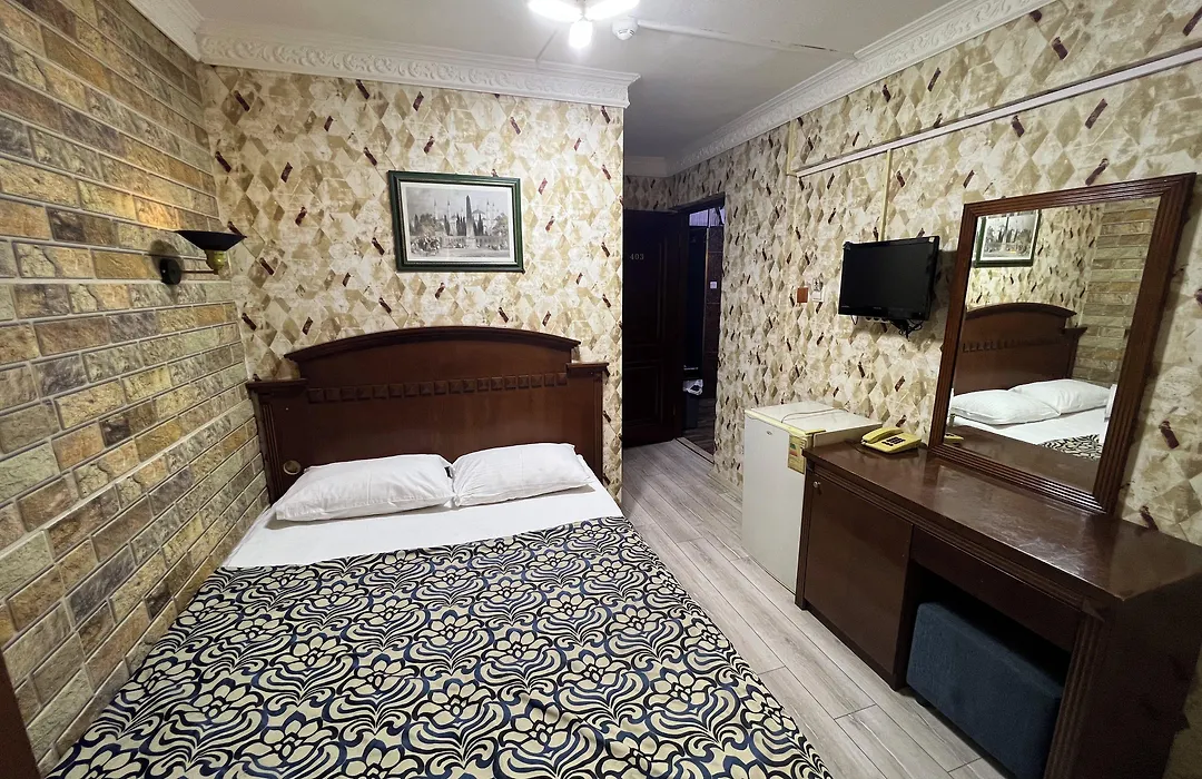 Hotel Red Rose-1