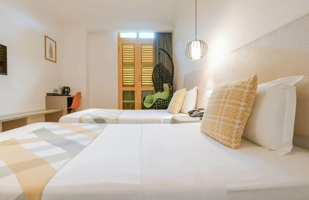 Champion Hotel-1