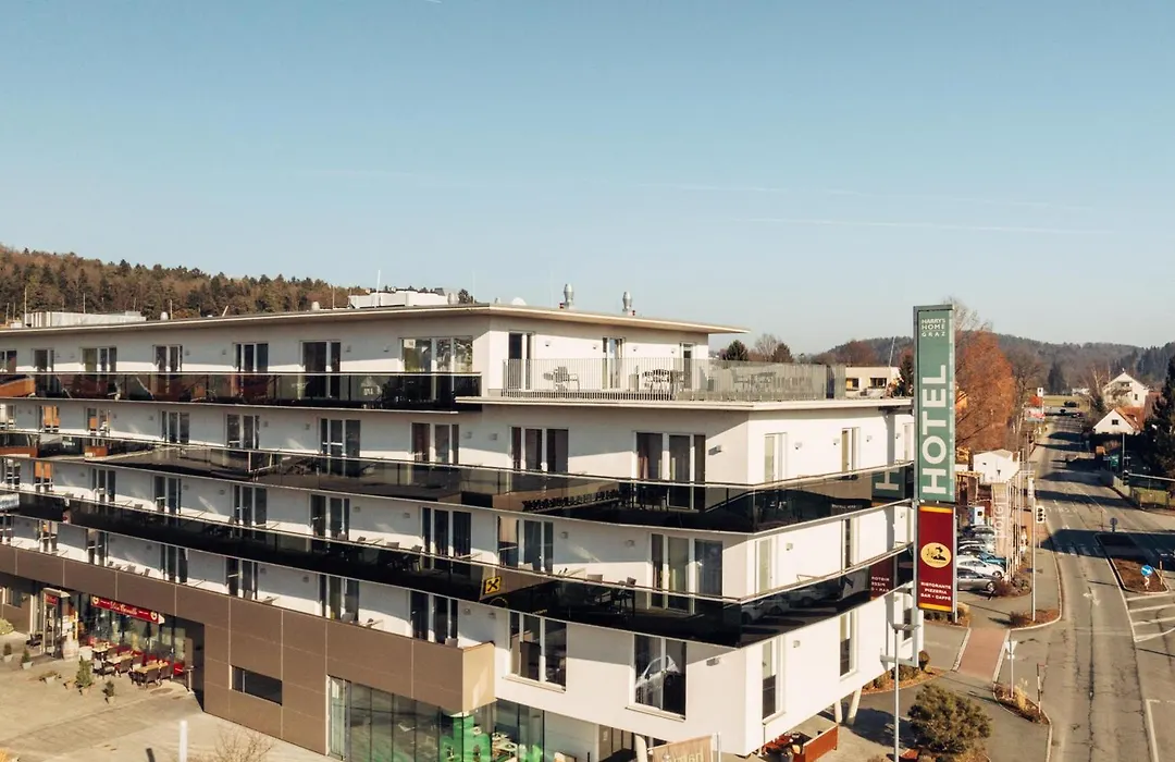 Harry'S Home Hart Bei Graz Hotel & Apartments-1