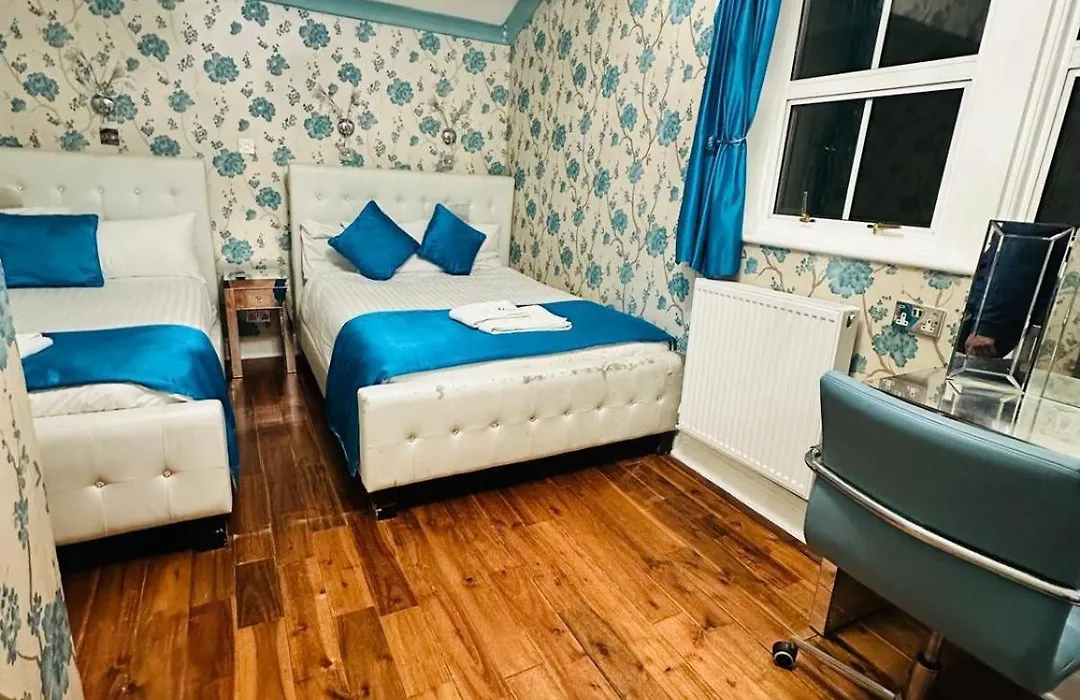 Crompton Guest House-1