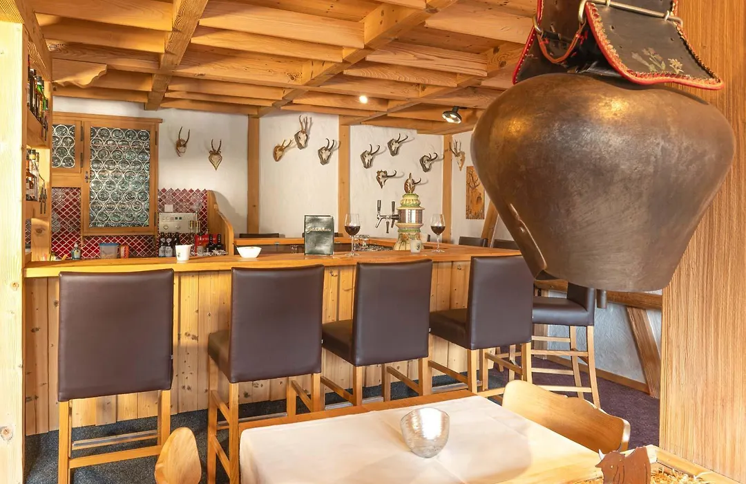 Jungfrau Lodge, Annex Crystal-1