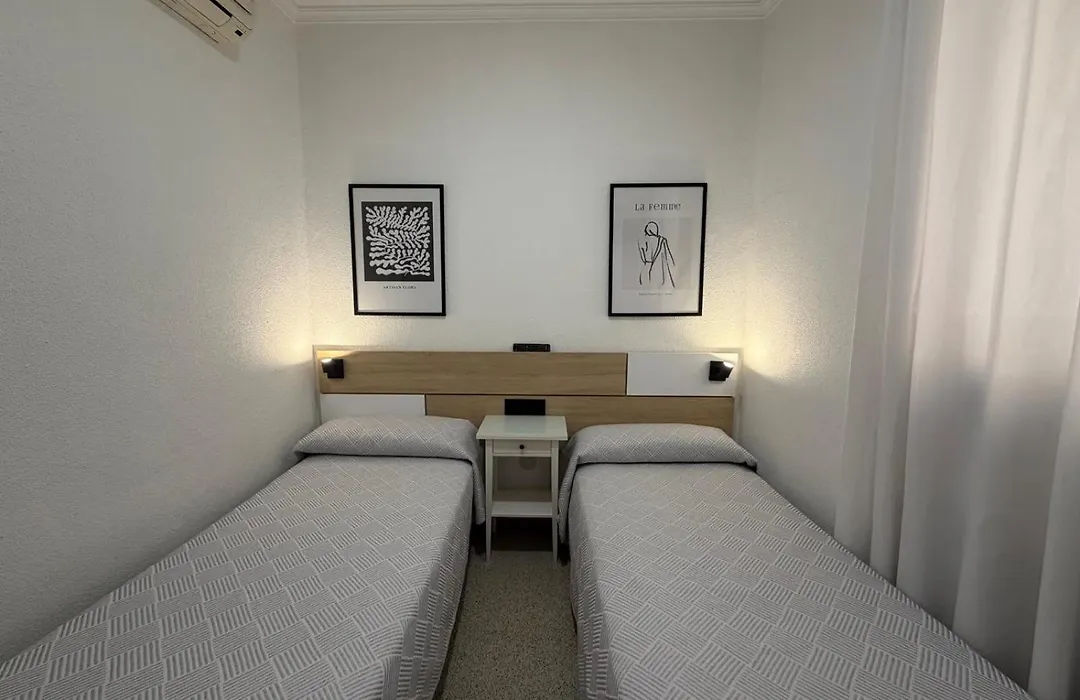 Hostal Bahia-1