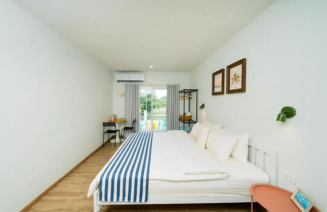 Nautical Home & Seashell House B&B-1