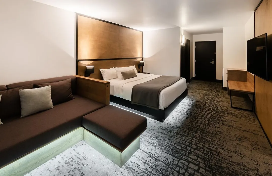 Ax Hotel-1