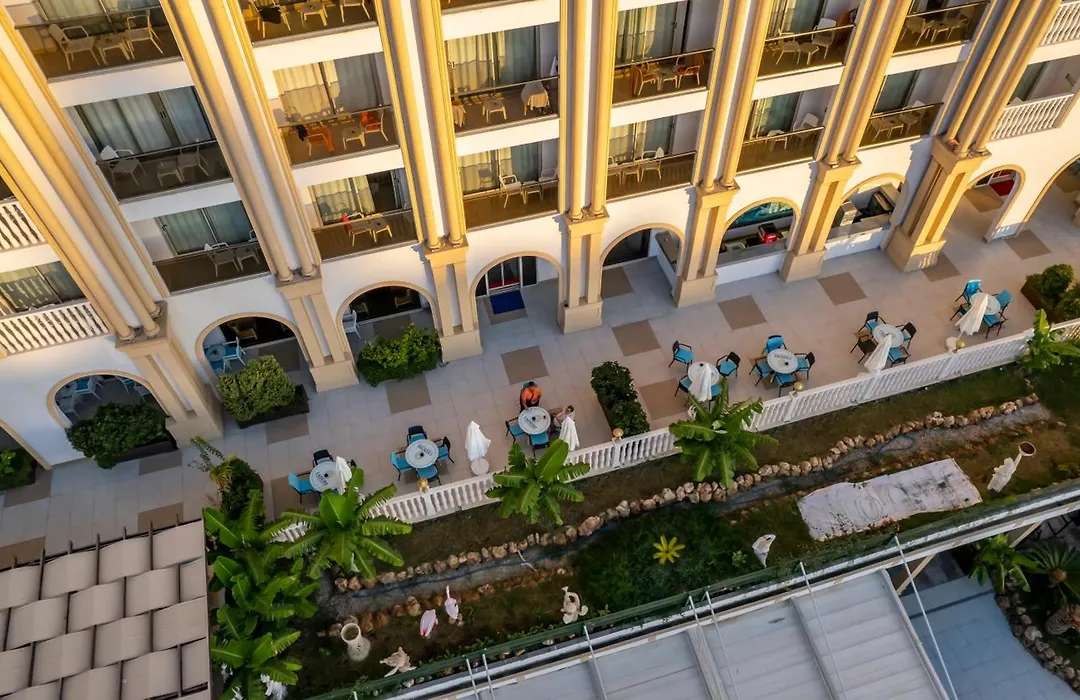 J'Adore Deluxe Hotel & Spa Ultra All Inclusive-1