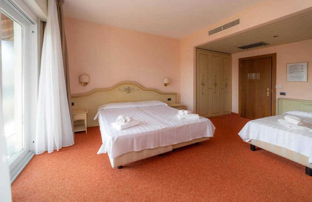 Hotiday Room Collection - Stresa-1
