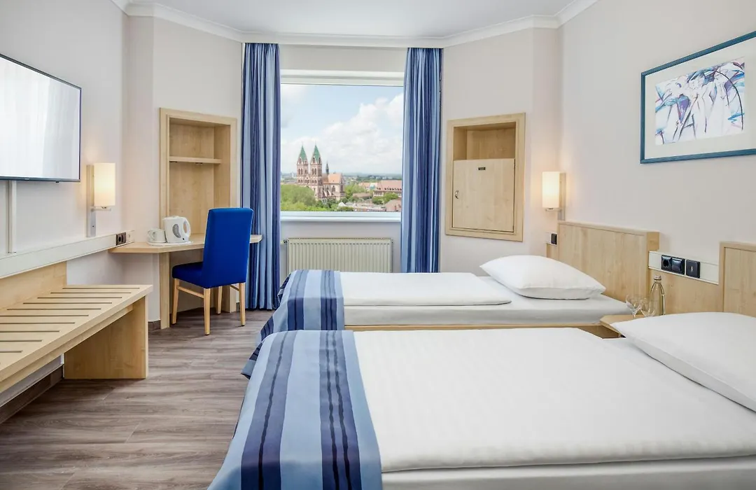 Hotel Freiburg City Center By Leonardo Hotels-1