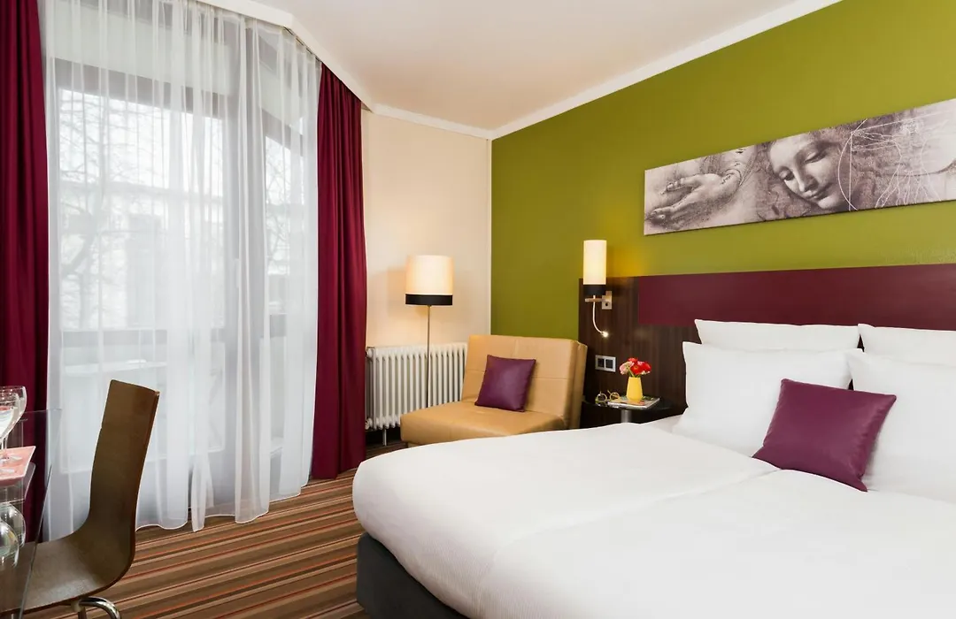 Leonardo Hotel & Residenz Muenchen-1