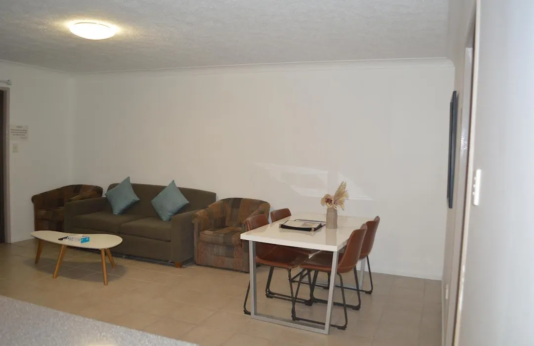 James Street Motor Inn-1