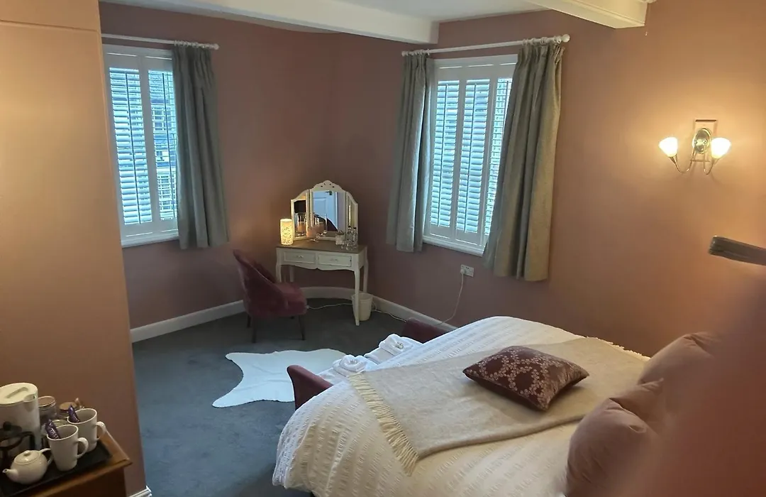 The Crown Hotel Southwell-1