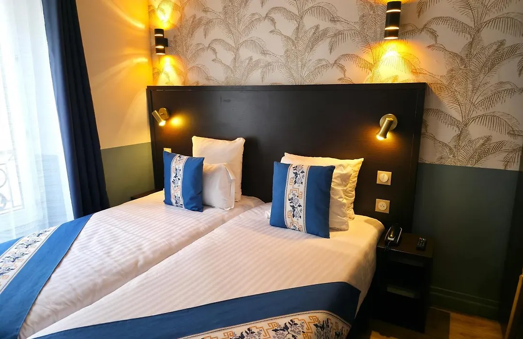 Amadeus Hotel-1