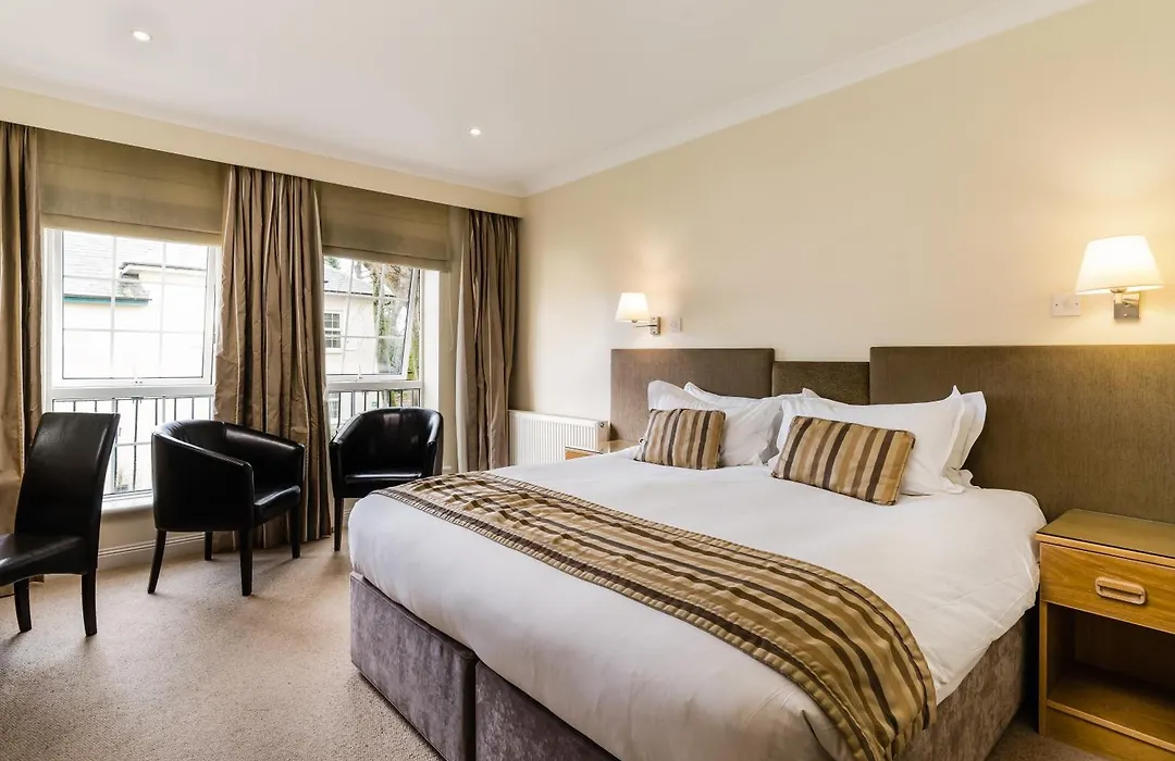 Forest Lodge Hotel-1