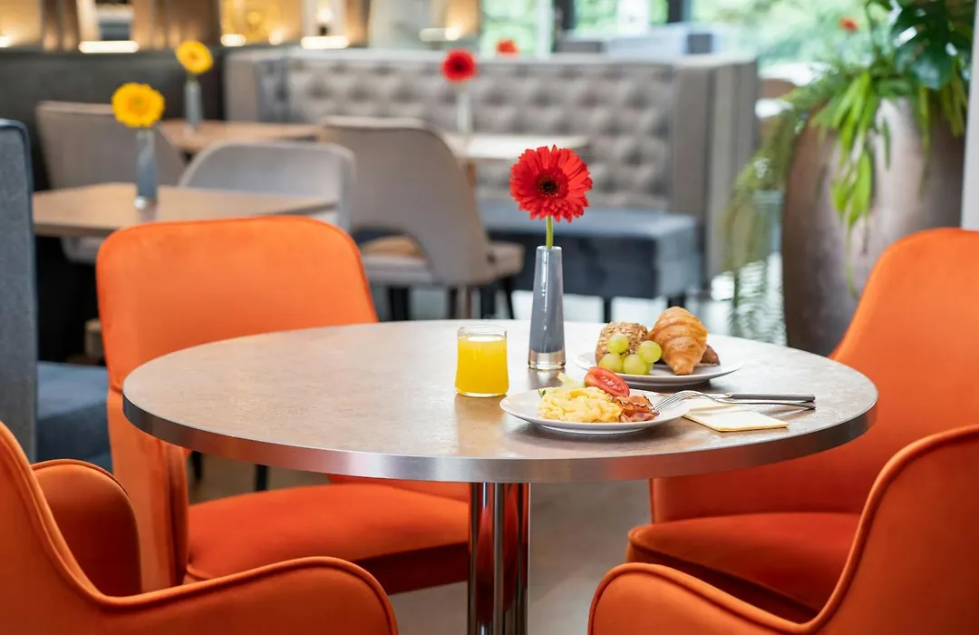 Leonardo Hotel Vienna Hauptbahnhof-1