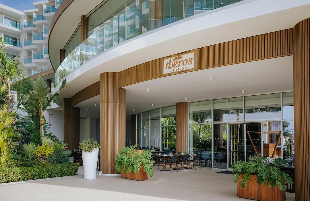 Nissiblu Beach Resort-1