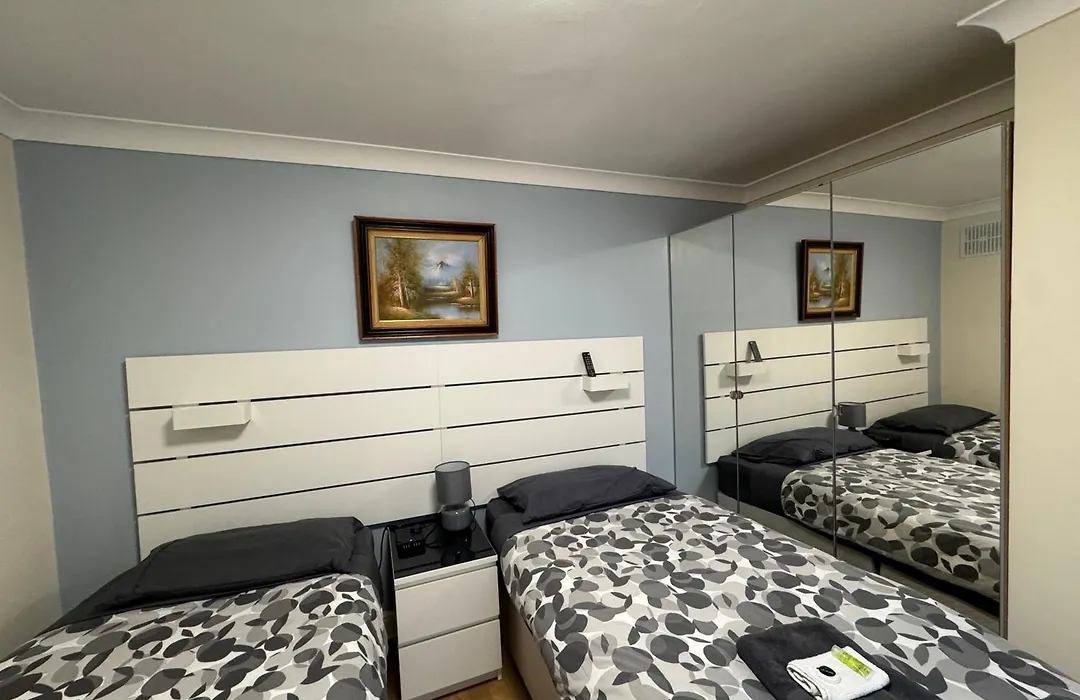 Kensal Lodge 2 Guest House-1