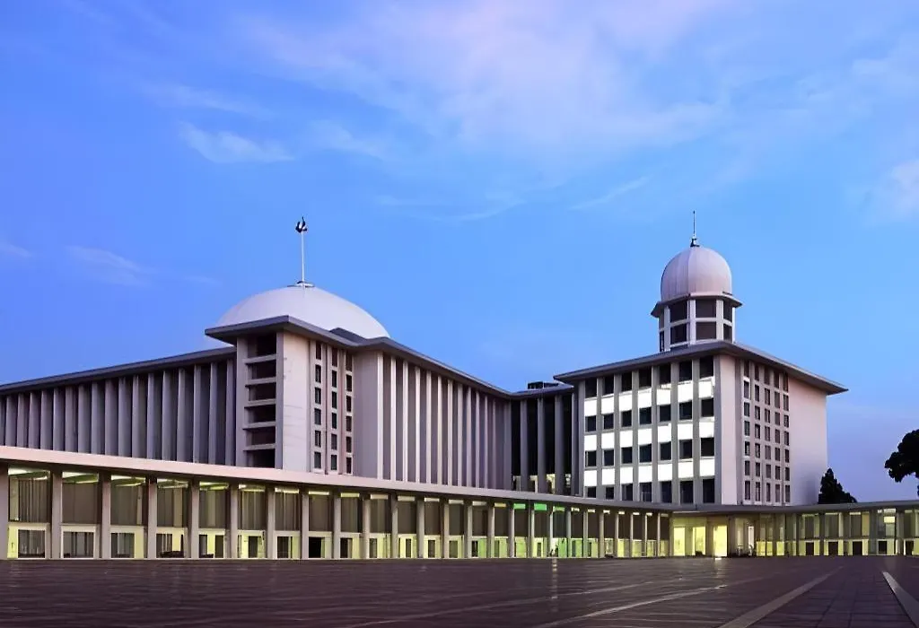 Amaris Hotel Pasar Baru-1