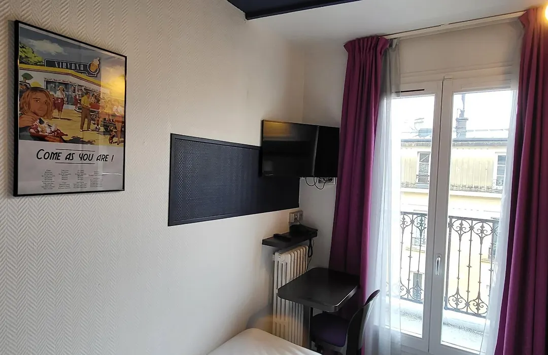Accueil Hôtel Paris Pigalle Montmartre-1