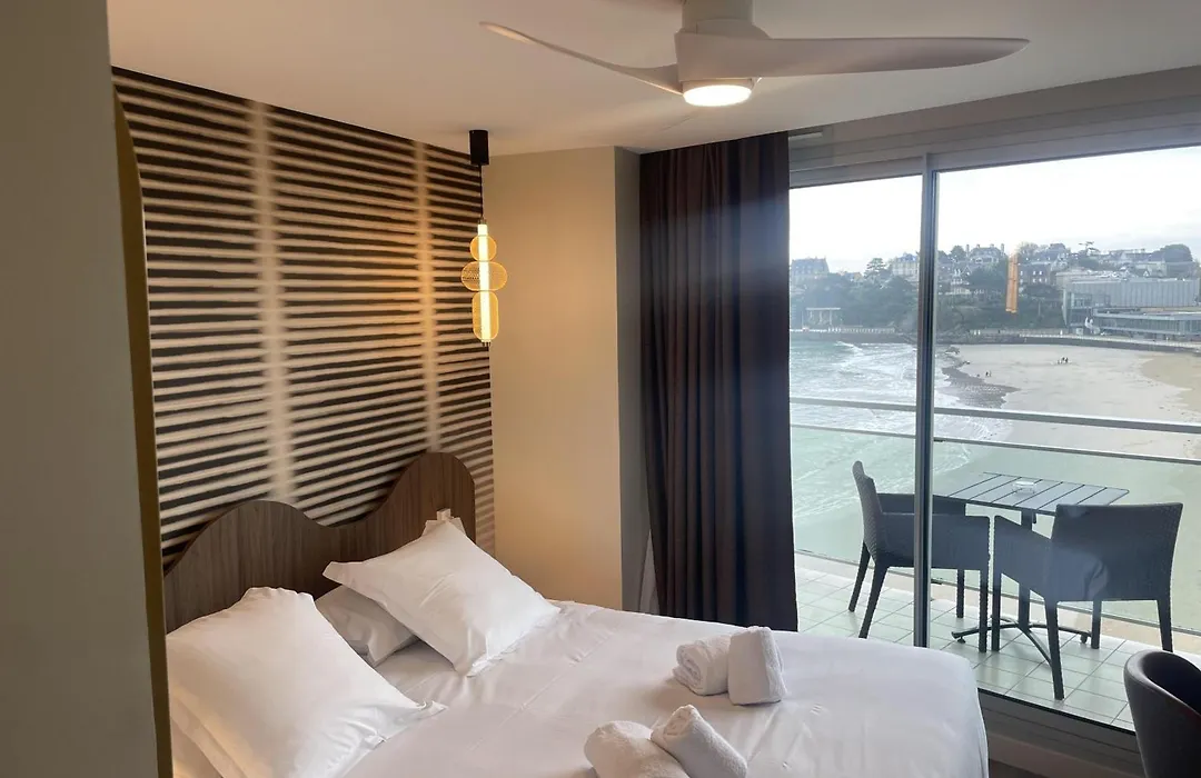 Best Western Hotel Le Crystal Dinard-1