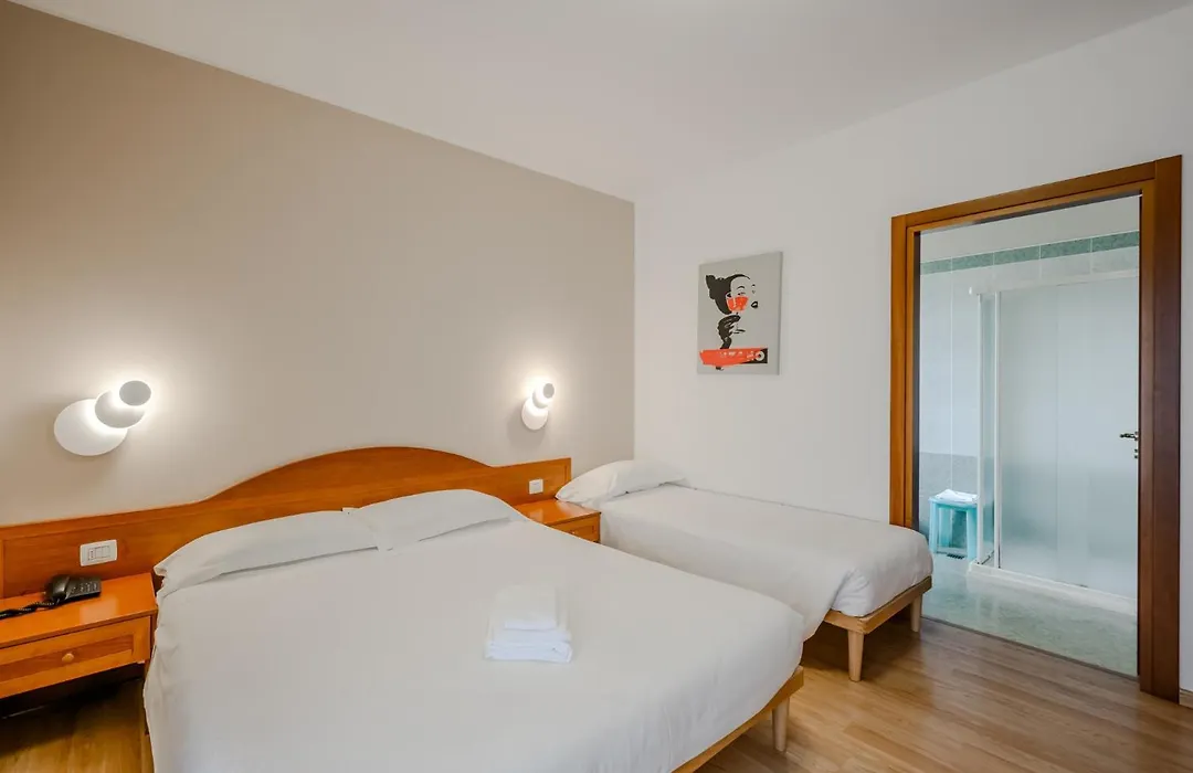 Hotel Nuova Barcaccia-1
