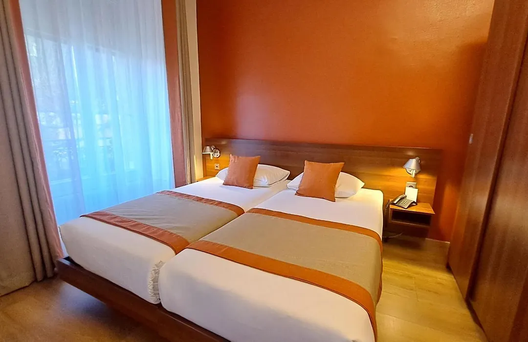 Hotel International & Terminus-1