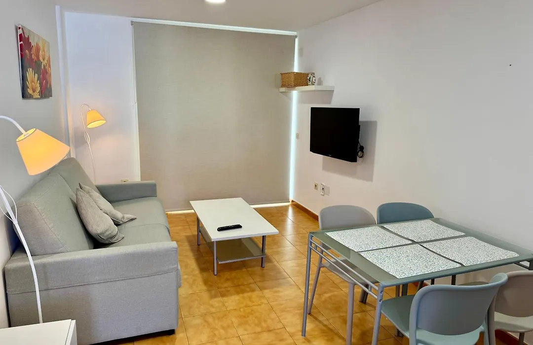 Apartamentos Turísticos Yamasol-1