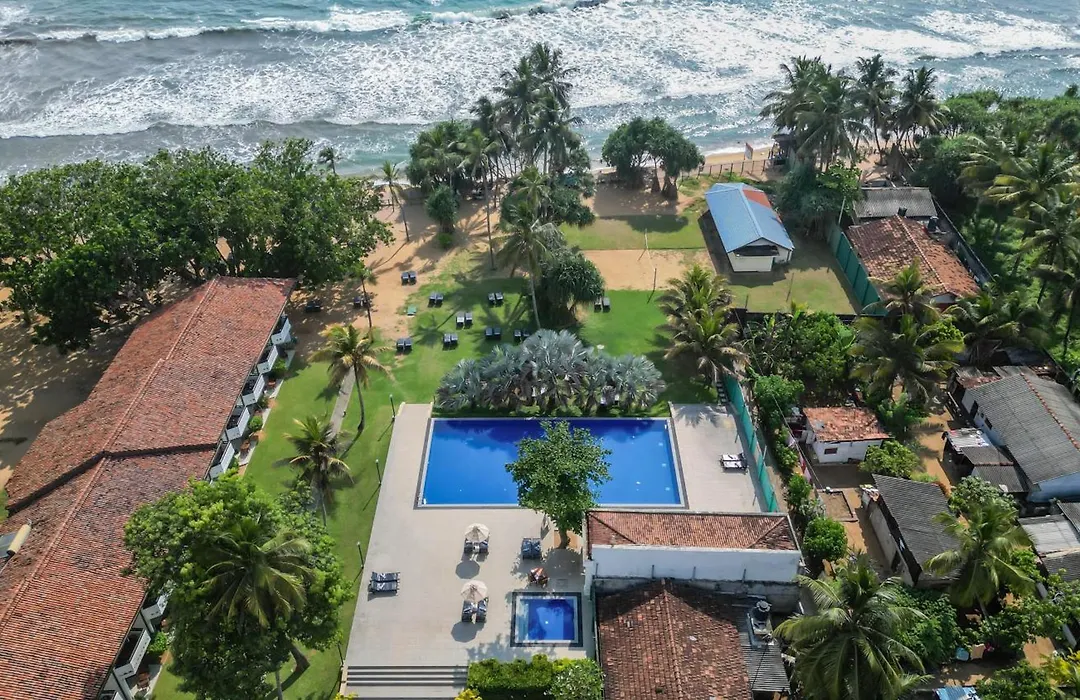 Hibiscus Beach Hotel & Villas-1