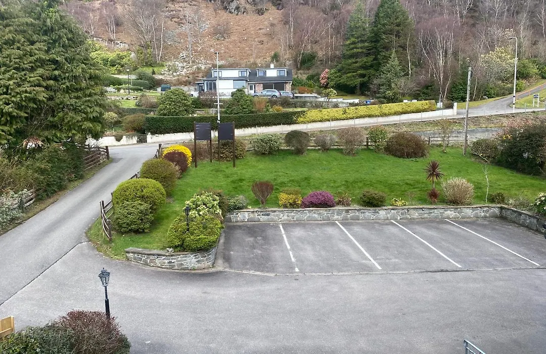 Lochview Guest House-1