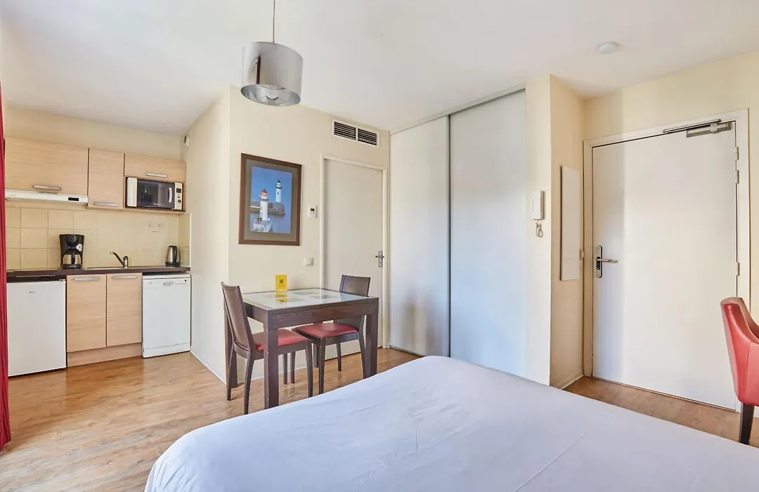 Appart'Hotel Odalys City - Antibes Olympe-1