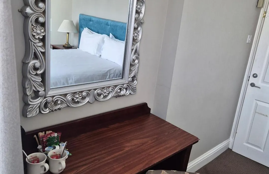 Imperial Accommodation Tralee-1