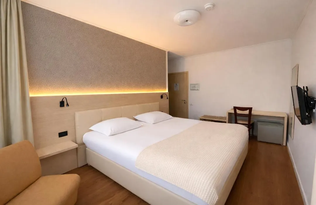 Signature Idea Hotel-1
