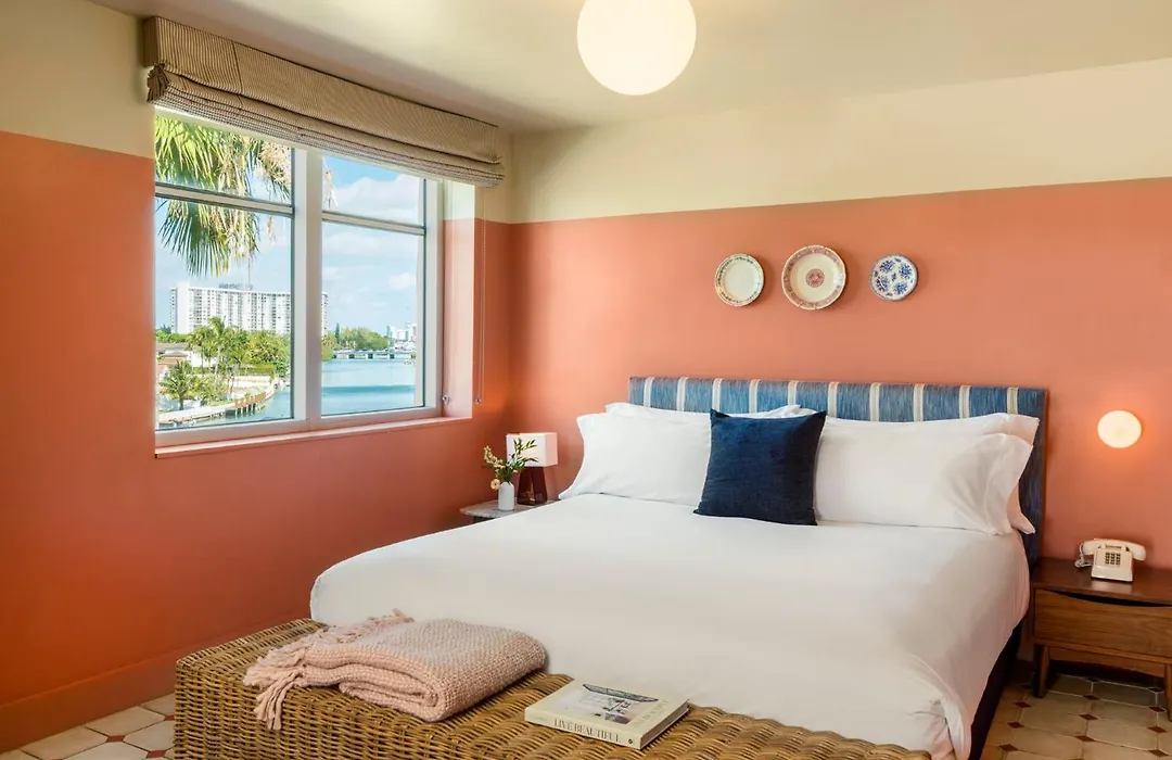 Hotel Trouvail Miami Beach-1
